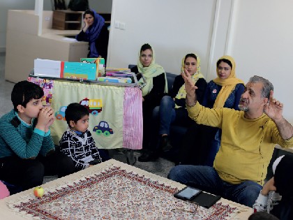 MAHAK children host their favorite poet and storywriter