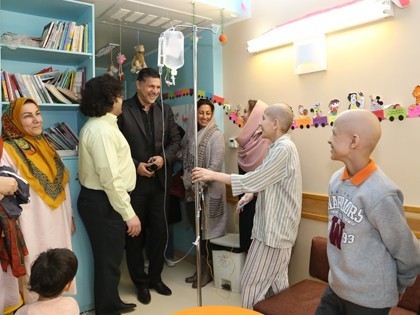 Ali Daei Visits MAHAK