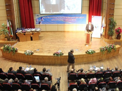 MAHAK Receives Awards from Professor Yalda Academic Foundation Award of ‘Outstanding Professor’ for Dr. Mardawig Alebouyeh, Member of MAHAK Board of Trustees