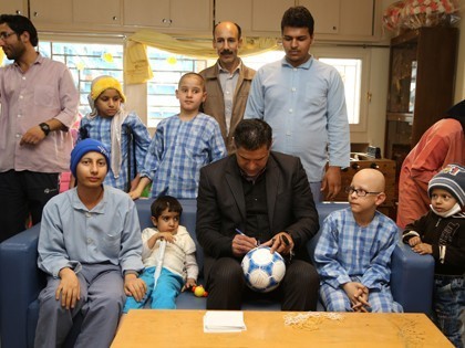 Ali Daei Visits MAHAK