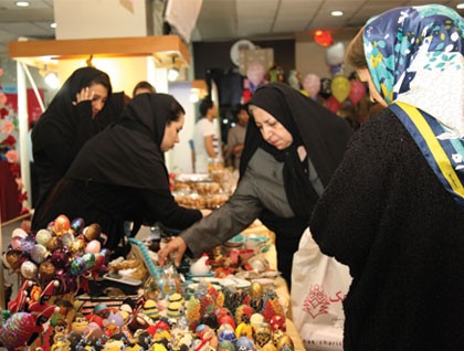 گزارش تصویری روز اول بازار هدایای نوروزی محک