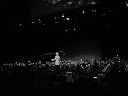 گزارش تصویری کنسرت «شب عاشقانه‌های لوریس چکناوریان»