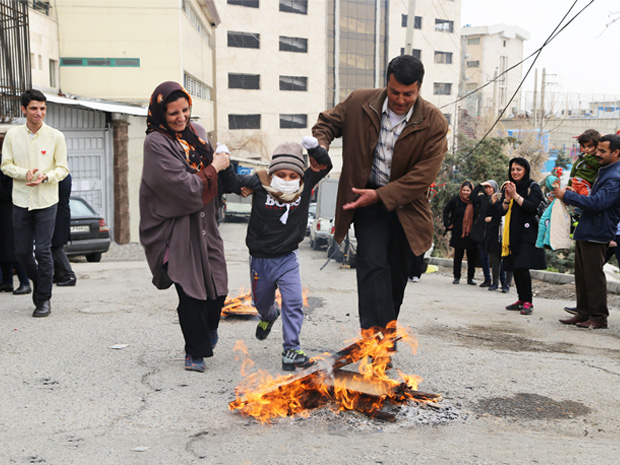 شادی کودکان محک در شب چهارشنبه‌سوری