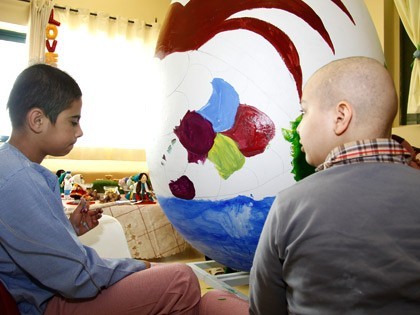 تخم مرغ رنگی کودکان محک